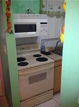 3rd image of 6034 Forest Hill Blvd APT 204