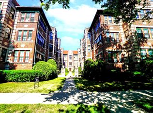 616 Sheridan Rd APT 2, Evanston, IL 60202