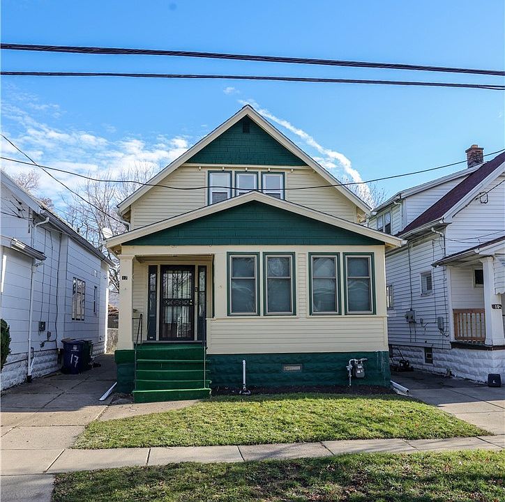 1st image of 17 Eller Ave