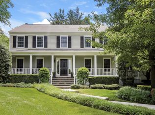 24 Sunset Dr, Thornwood, NY 10594