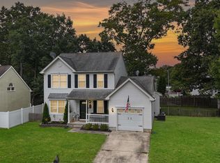 37 Delancy Ct, Mays Landing, NJ 08330