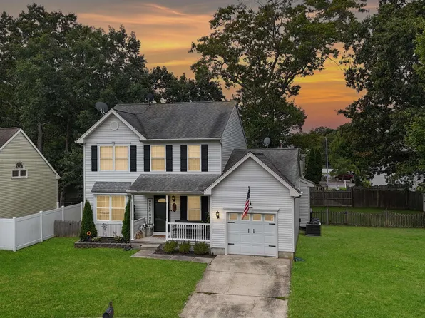 37 Delancy Ct, Mays Landing, NJ 08330