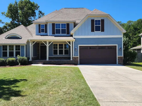 103 Hope Town Court, Cedar Point, NC 28584