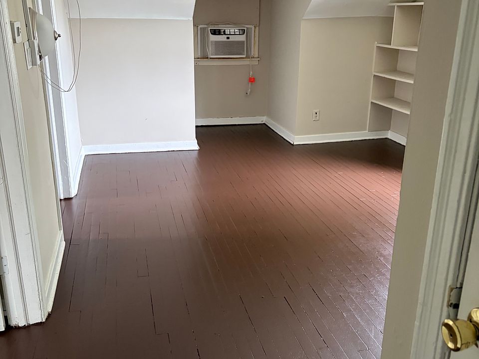 1st image of 396 N Center Ave #2
