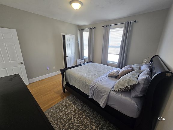 3rd image of 24 Suffield St #3-1