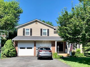 3508 Treaty Oak Ct, Fairfax, VA 22033