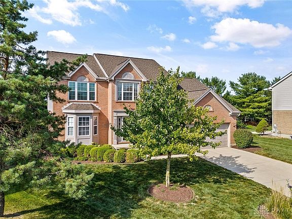 3rd image of 441 Tillotson Pl
