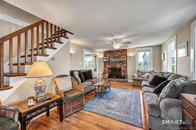66 Oak Ave — Photo 12