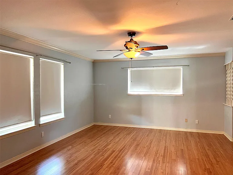 10608 Spicewood Club Dr — Photo 18