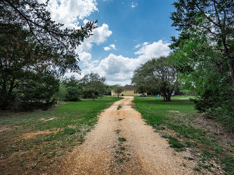 1st image of 1354 Old Pin Oak Rd