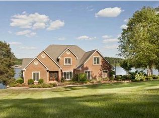 7109 Lakeshore Dr, Chattanooga, TN 37416