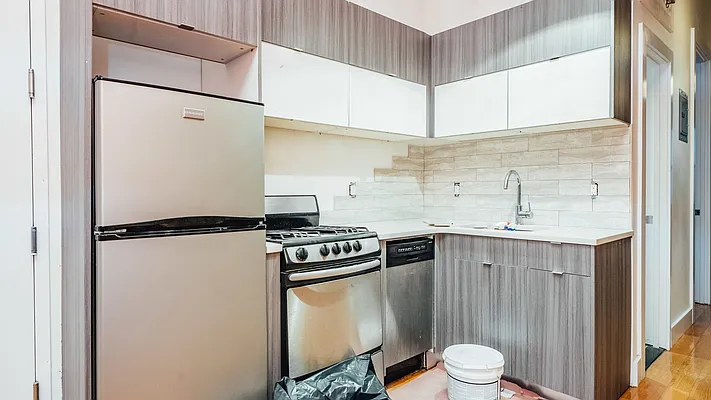 Rented by Nooklyn NYC LLC | media 27