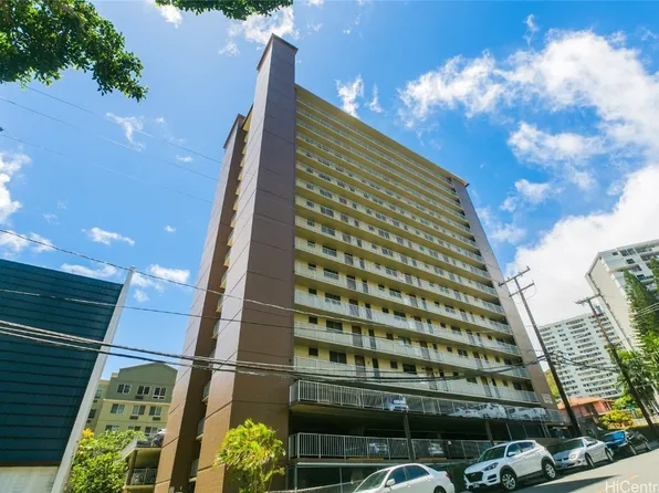 1420 Victoria St APT 904, Honolulu, HI 96822