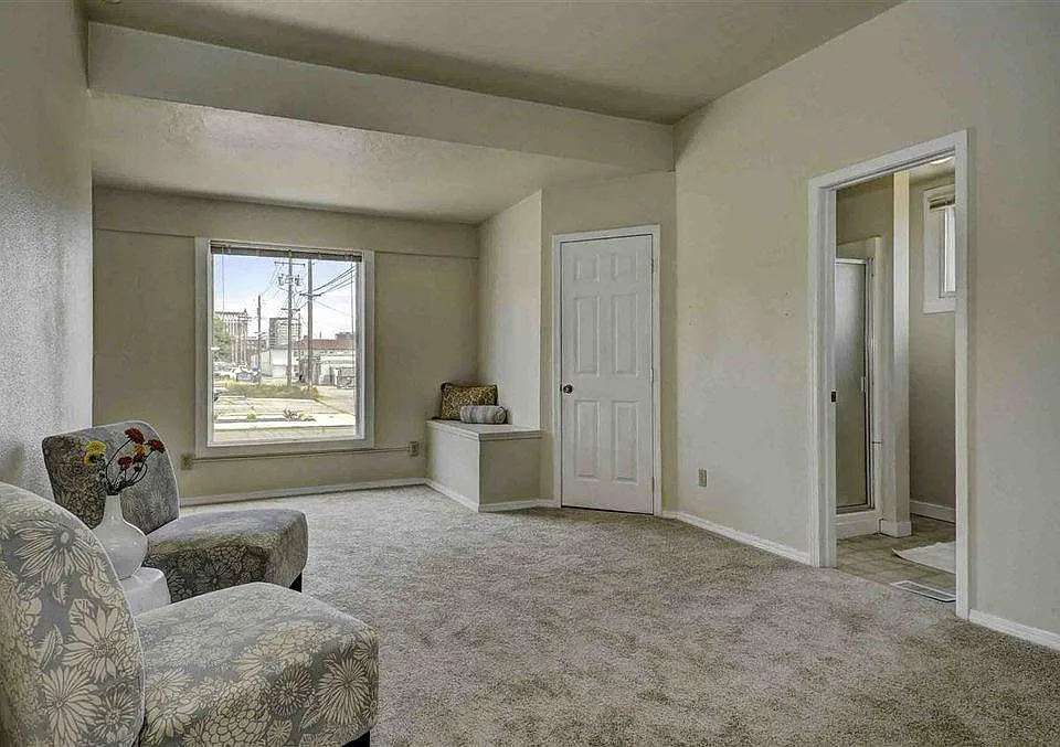 living room (old flooring pic)
