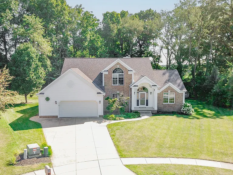 11002 Trenton Rd NW — Photo 1