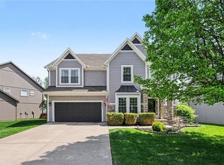 15613 S Brookfield St, Olathe, KS 66062