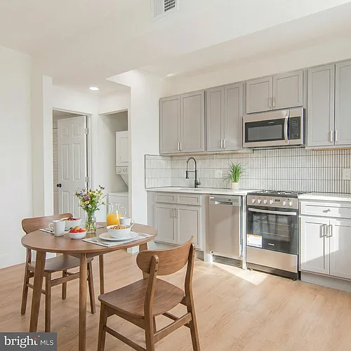 1629 W Virginia Ave NE #3 Photo 1