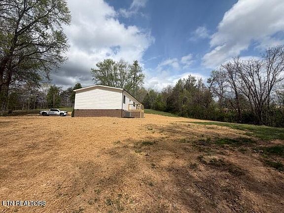 5th image of 602 Reed Dr