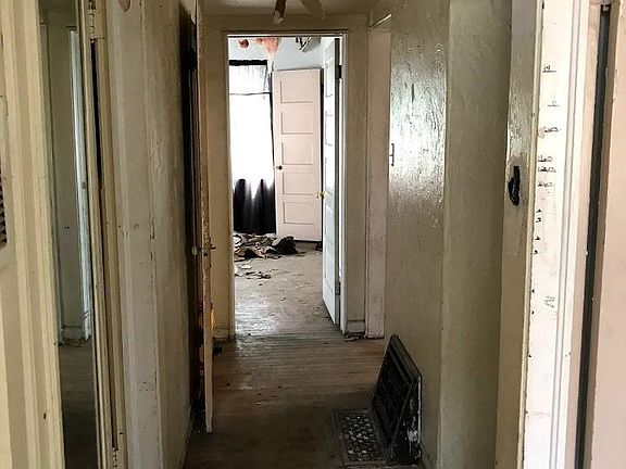 5th image of 114 Buena Vista St