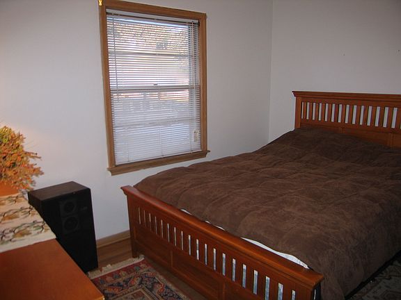 5th image of 6824 Russell Ave S