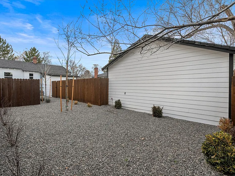 545 Modoc St — Photo 25