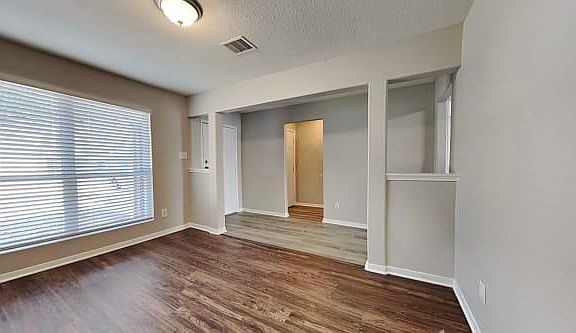 4th image of 1122 Piedmont Creek Trl