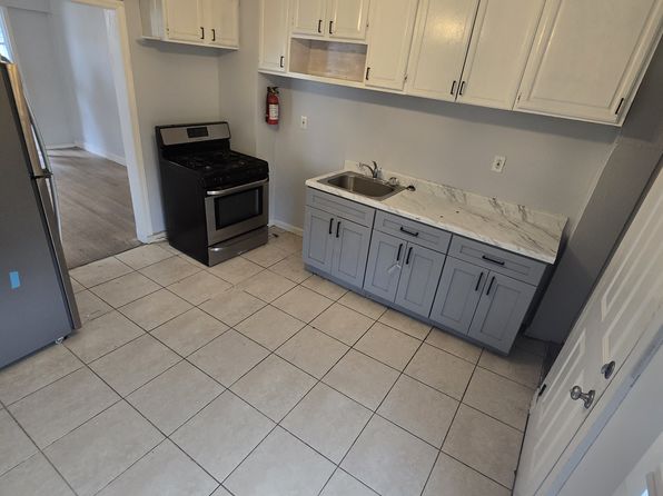 86 Wilson Pl #G1