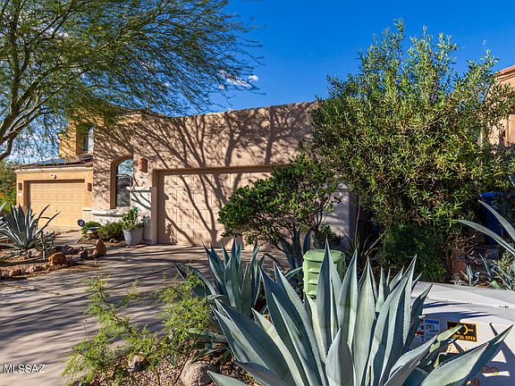 4th image of 585 E Pima Meadows Dr