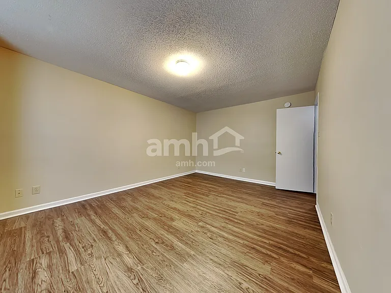 2162 Providence Dr — Photo 15