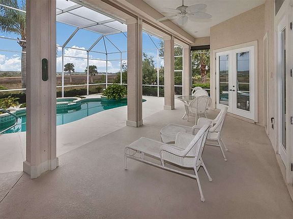 4th image of 225 Fiddlers Point Dr