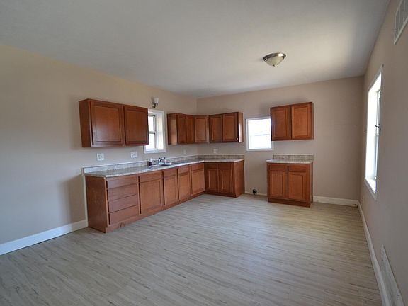 3rd image of 5146 Harrison St Lot 14-15