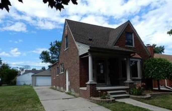 1st image of 1554 Michigan Blvd