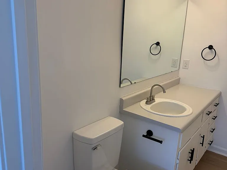 Park Place Apartments — Photo 26