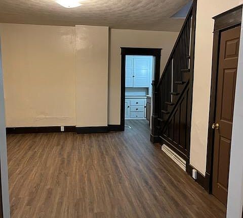 4th image of 908 Avondale St #908