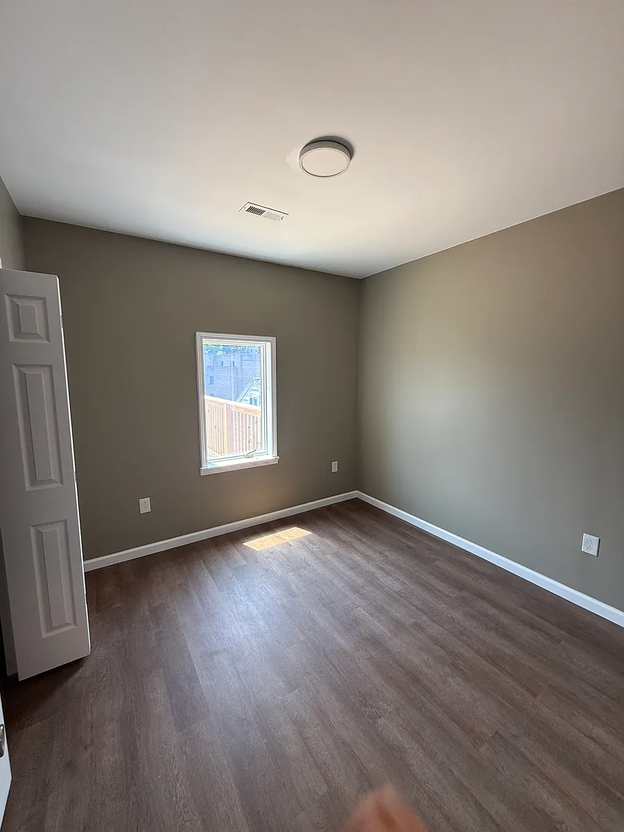 Building Photo - 108 Beckert St #1