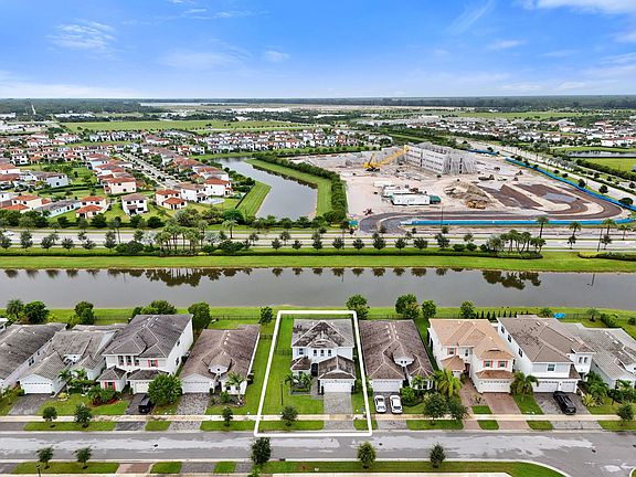 5th image of 4655 CITRON Way