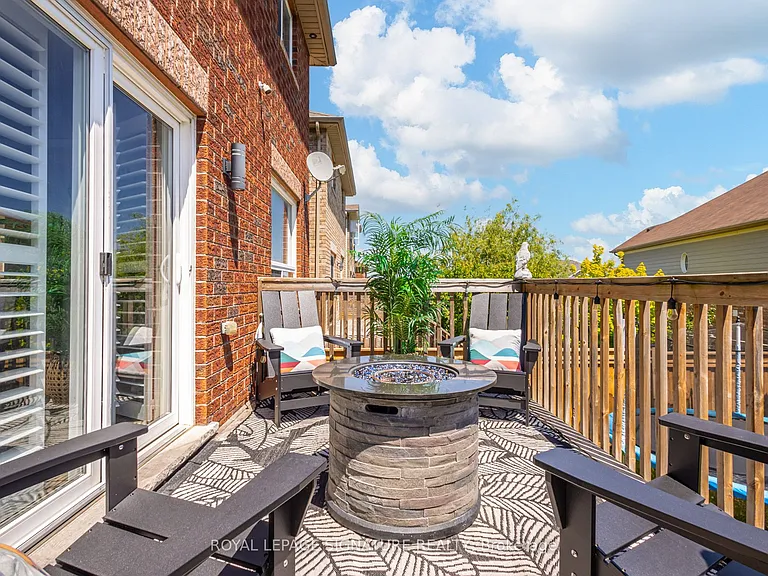 2136 Galloway St #UPPER — Photo 32