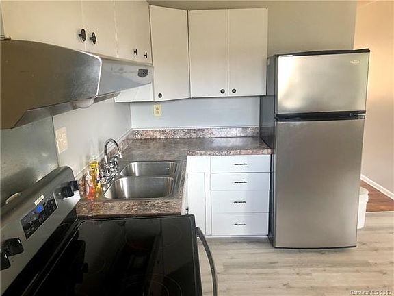 5th image of 1501 Lynhurst Dr