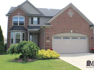 676 Elk Ridge Dr, Dundee, MI 48131
