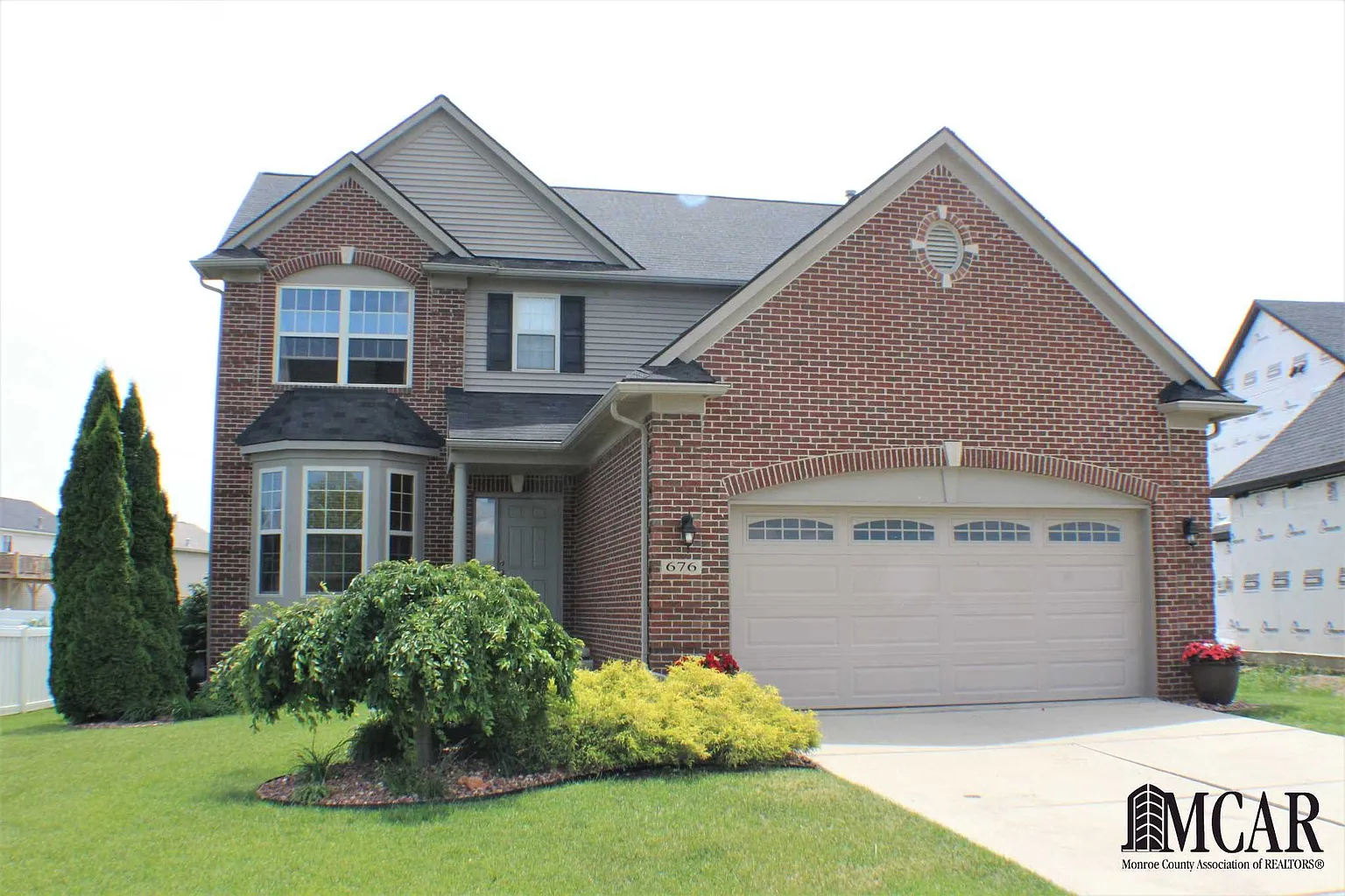 676 Elk Ridge Dr photo 1