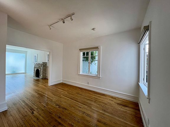 4th image of 1413 Abbot Kinney Blvd #A