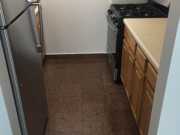 5th image of 3609 28th Ave APT 2