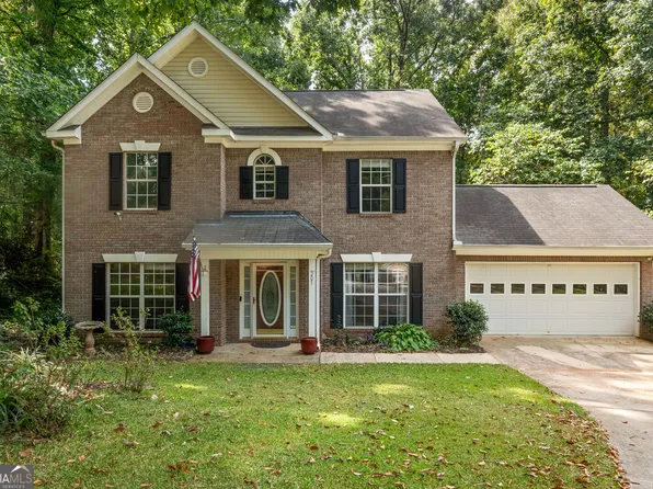 205 Foxdale Ct, Lagrange, GA 30240