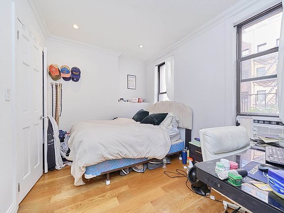 5th image of 238 E 33rd St APT 5