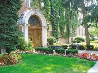 86 Circular St, Saratoga Springs, NY 12866