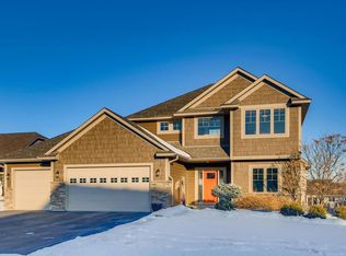 816 Stone Creek Dr, Jordan, MN 55352