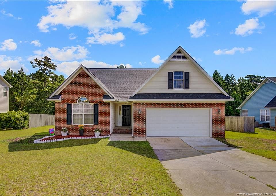 1st image of 202 Somerset Dr