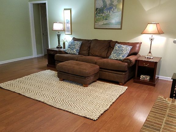 5th image of 152 Celeste Ln