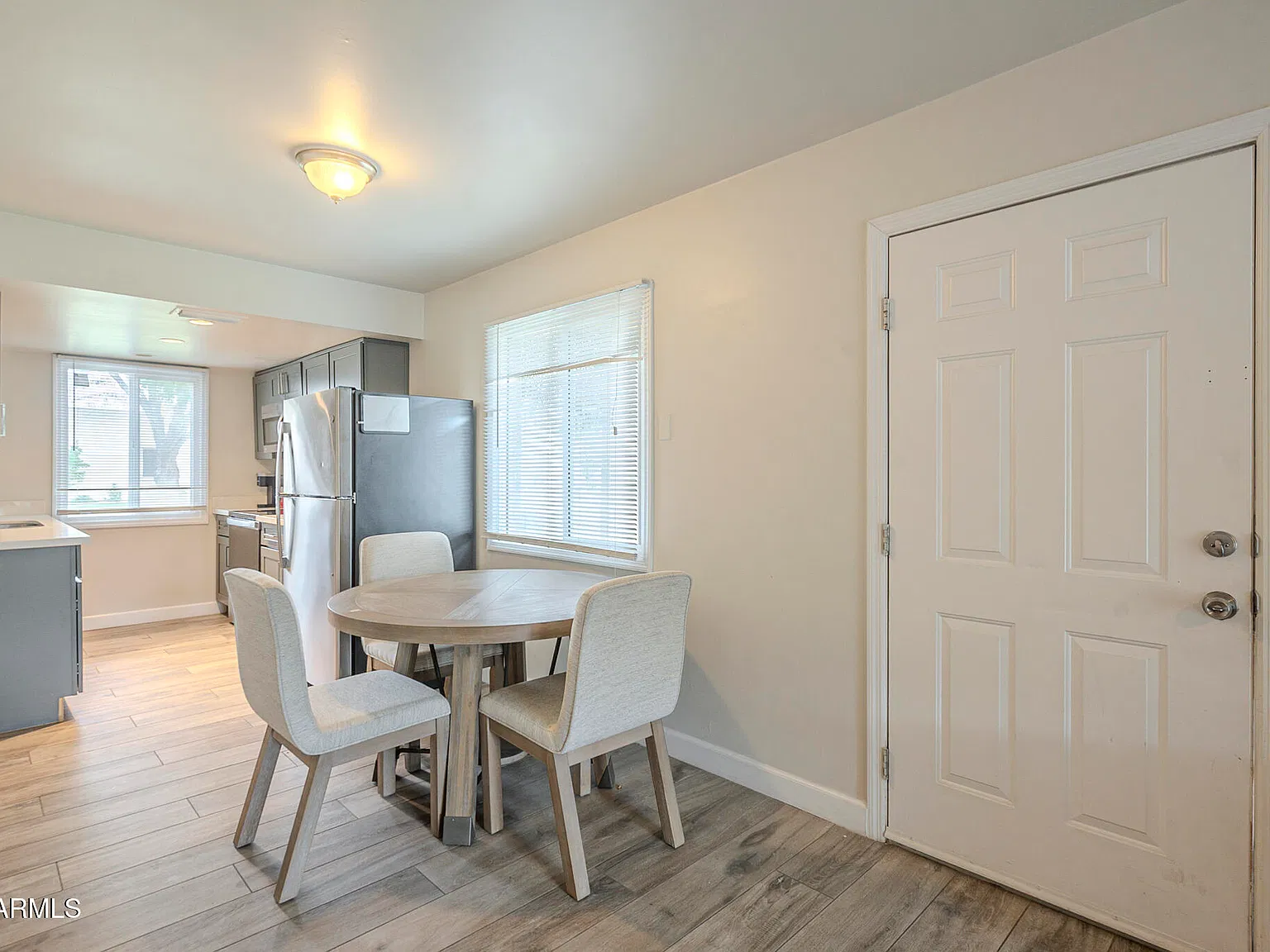 2 bed, 1.0 bath, 792 sqft, $2,000 — Photo 4