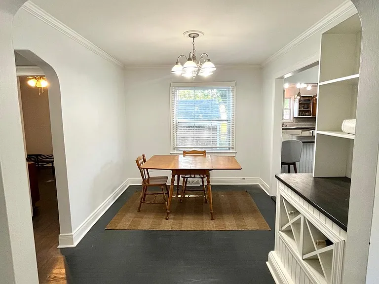 301 Poplar Dr — Photo 11